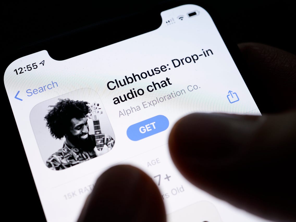 clubhouse-social-app